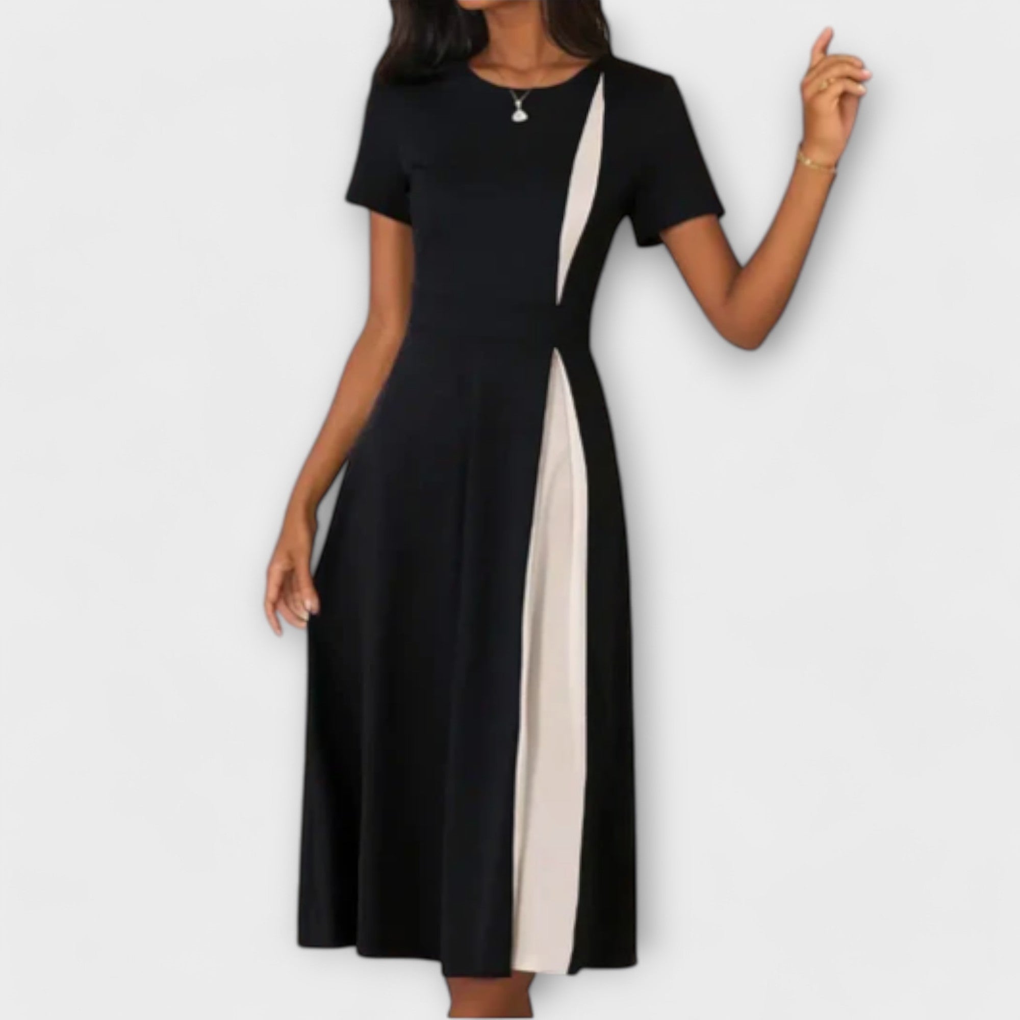 Hanne – Black and White Midi Dress