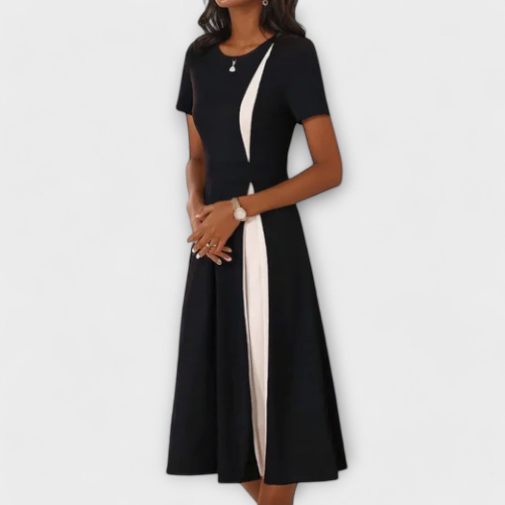 Hanne – Black and White Midi Dress